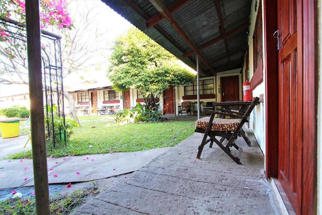 Zigzag Town Lodge Livingstone Luaran gambar